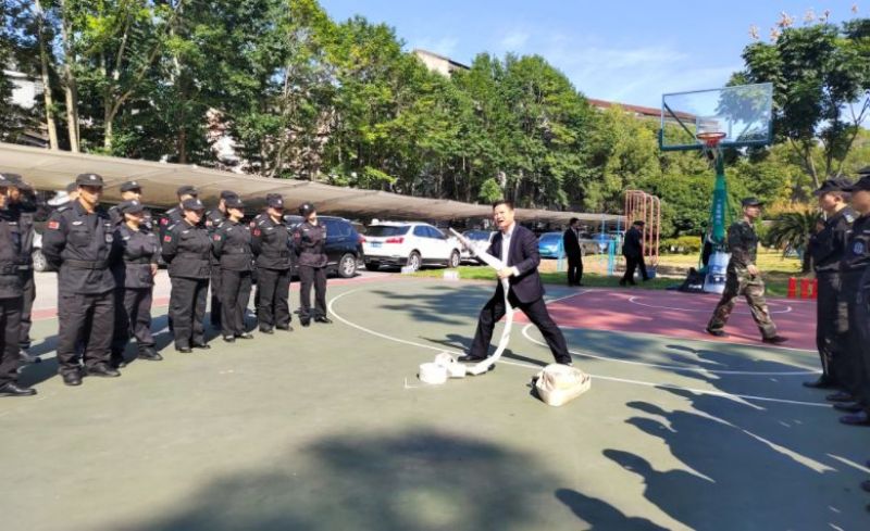 懷化藍(lán)盾保安服務(wù)有限公司,湖南保安服務(wù),湖南區(qū)域秩序維護,湖南物業(yè)管理服務(wù) 懷化藍(lán)盾保安服務(wù)有限公司,湖南保安服務(wù),湖南區(qū)域秩序維護,湖南物業(yè)管理服務(wù)