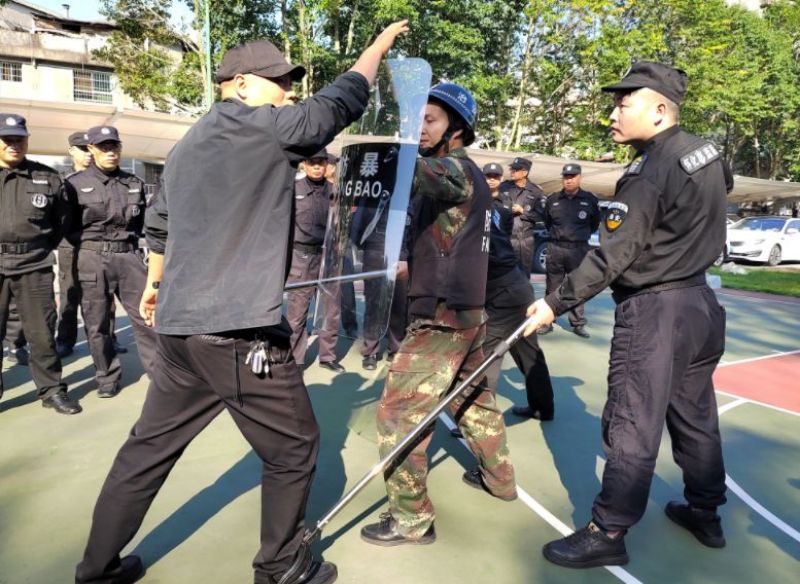 懷化藍(lán)盾保安服務(wù)有限公司,湖南保安服務(wù),湖南區(qū)域秩序維護,湖南物業(yè)管理服務(wù) 懷化藍(lán)盾保安服務(wù)有限公司,湖南保安服務(wù),湖南區(qū)域秩序維護,湖南物業(yè)管理服務(wù)